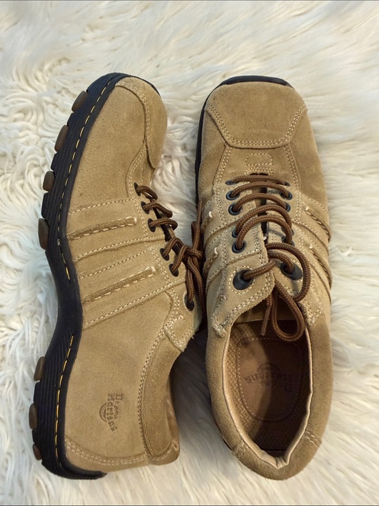 Dr. Martens Tan Suede Slip-On Lace Sneakers size 9 excellent condition main image 9
